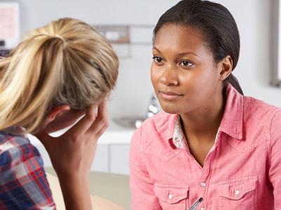 Student meets with a counselor.